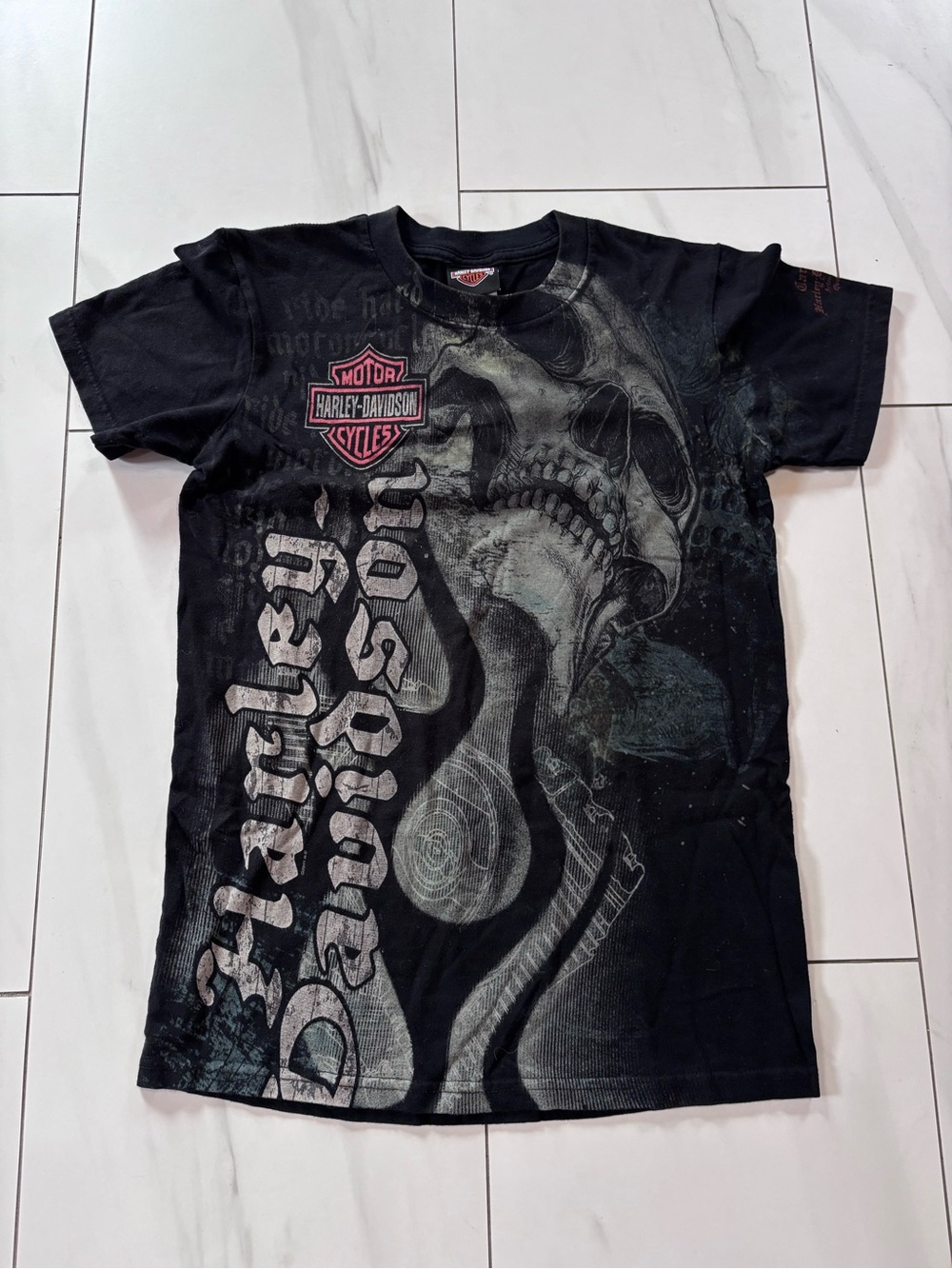 Harley-Davidson Skull Graphic Tee – Size Small